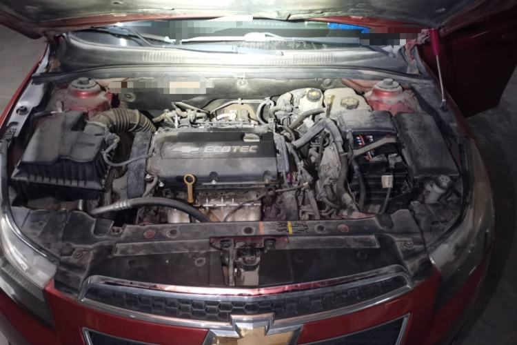 Used Chevrolet Cruze 2013 1.8L SE AT Engine Bay