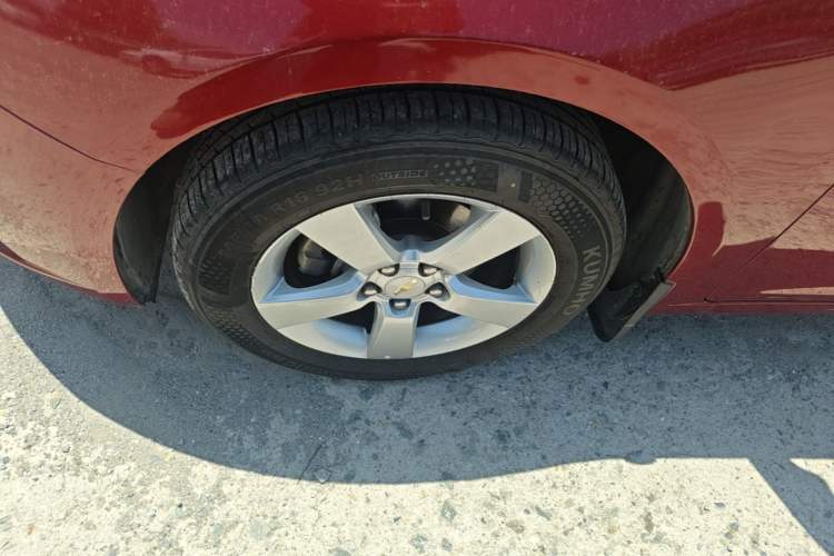 Used Chevrolet Cruze 2013 1.8L SE AT Exterior 4