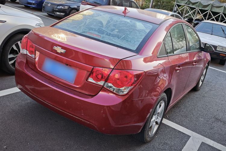 Used Chevrolet Cruze 2013 1.8L SE AT Exterior 4