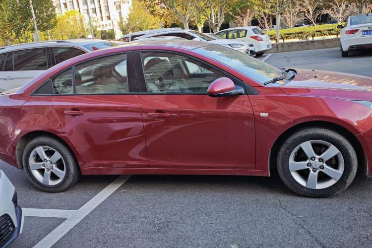 Used Chevrolet Cruze 2013 1.8L SE AT Exterior 5