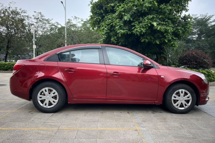 Used Chevrolet Cruze 2013 1.6L SL Grand Edition Automatic Exterior 9