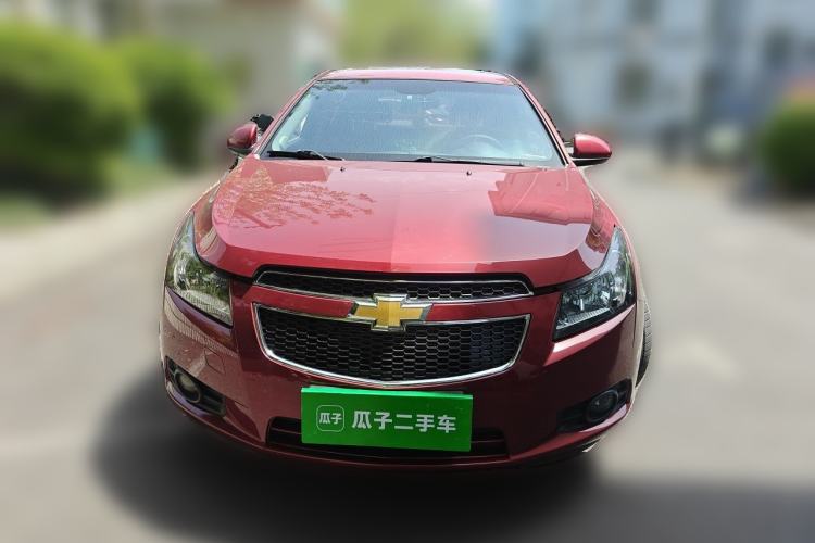 Used Chevrolet Cruze 2013 Hatchback 1.6T Automatic Flagship Model Front
