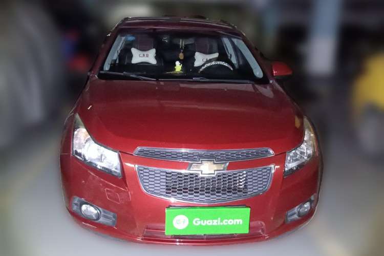 Used Chevrolet Cruze 2013 Hatchback 1.6L Automatic Luxury Model Front