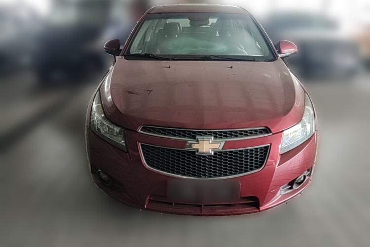 Used Chevrolet Cruze 2013 Hatchback 1.6L Manual Luxury Model Front