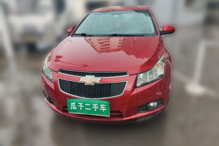 Used Chevrolet Cruze 2013 Hatchback 1.6L Manual Luxury Model Front