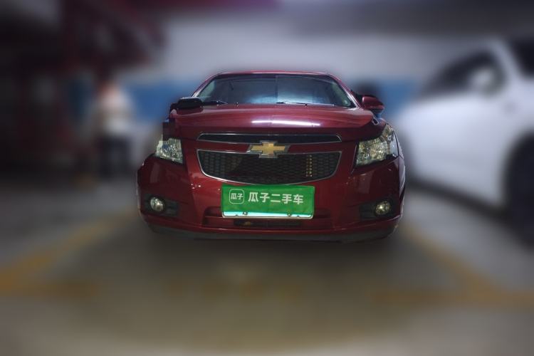 Used Chevrolet Cruze 2013 Hatchback 1.6L Automatic Luxury Model Front