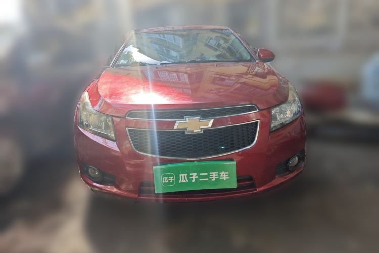 Used Chevrolet Cruze 2013 1.6L SE MT Front