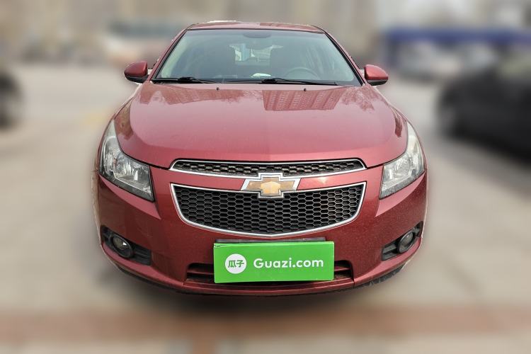 Used Chevrolet Cruze 2013 Hatchback 1.6L Automatic Luxury Model Front