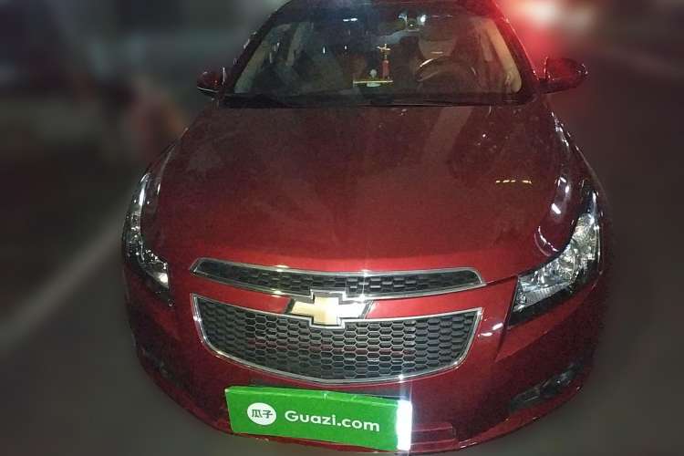 Used Chevrolet Cruze 2013 Hatchback 1.6L Automatic Luxury Model Front