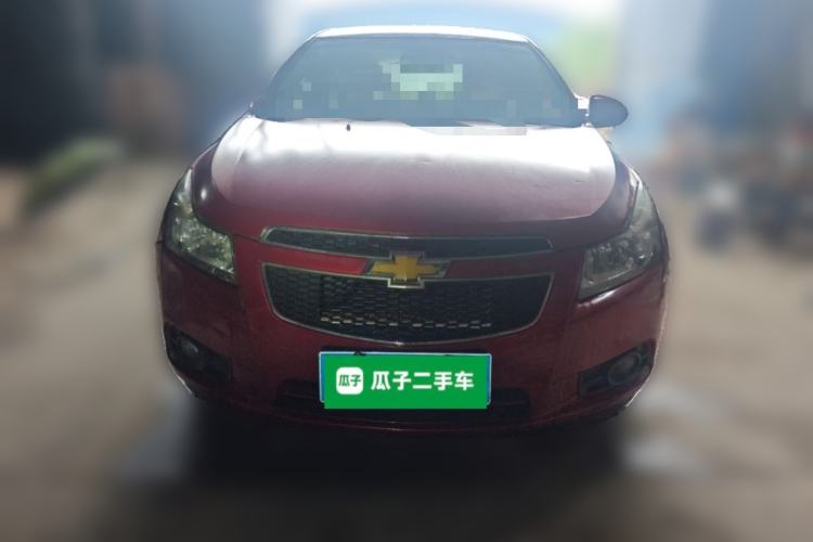 Used Chevrolet Cruze 2013 Hatchback 1.6L Manual Luxury Model Front