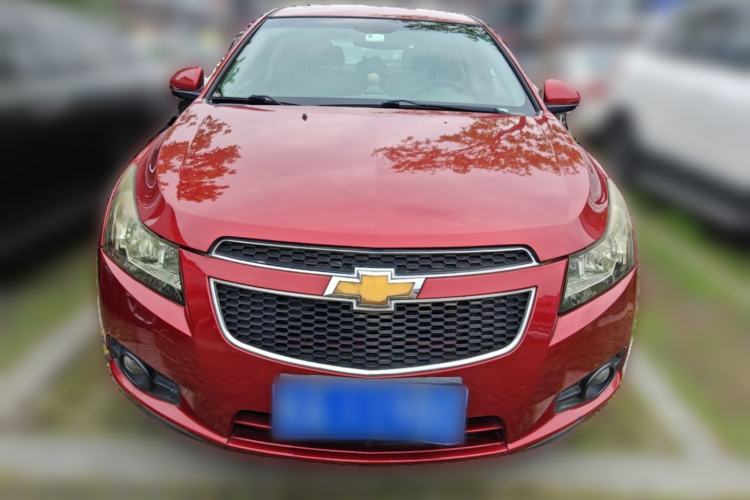 Used Chevrolet Cruze 2013 Hatchback 1.6L Manual Luxury Model Front