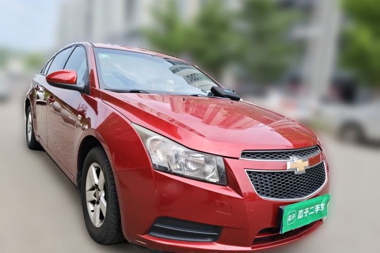 Used Chevrolet Cruze 2013 1.6L SL MT Front Right 45 Deg
