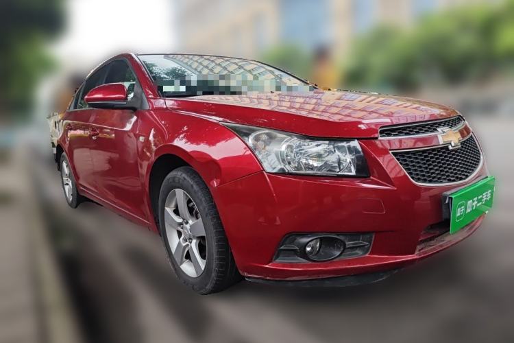 Used Chevrolet Cruze 2013 1.8L SE AT Front Right 45 Deg