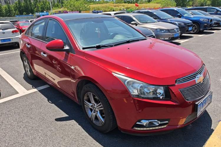 Used Chevrolet Cruze 2013 1.8L SE AT Front Right 45 Deg