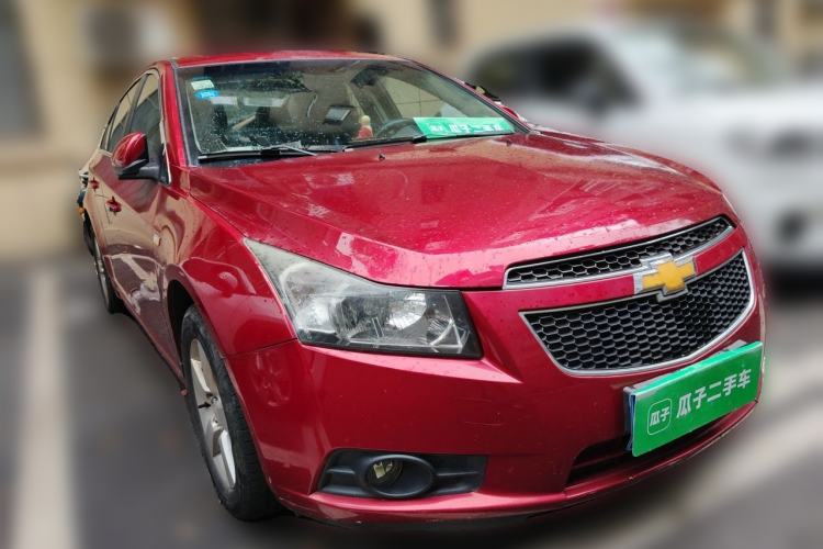 Used Chevrolet Cruze 2013 1.8L SE AT Front Right 45 Deg