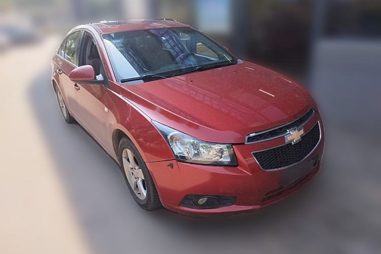 Used Chevrolet Cruze 2013 1.8L SE AT Front Right 45 Deg