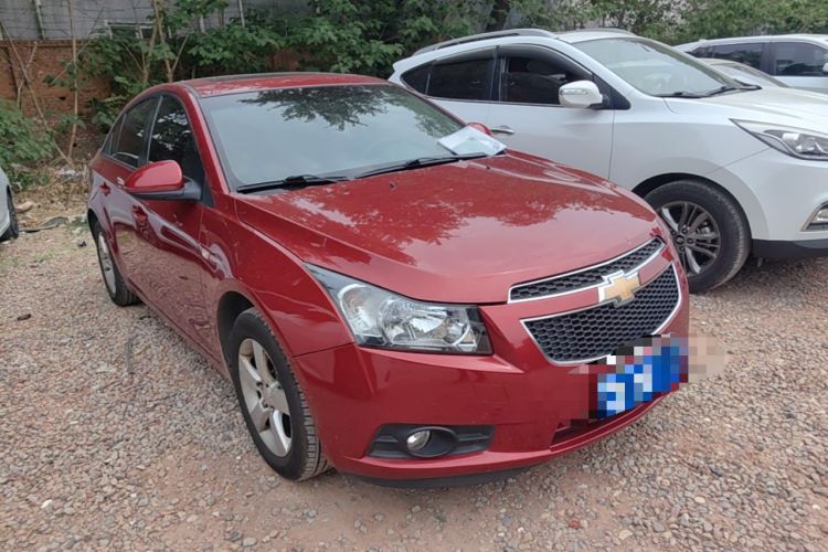 Used Chevrolet Cruze 2013 1.8L SE AT Front Right 45 Deg