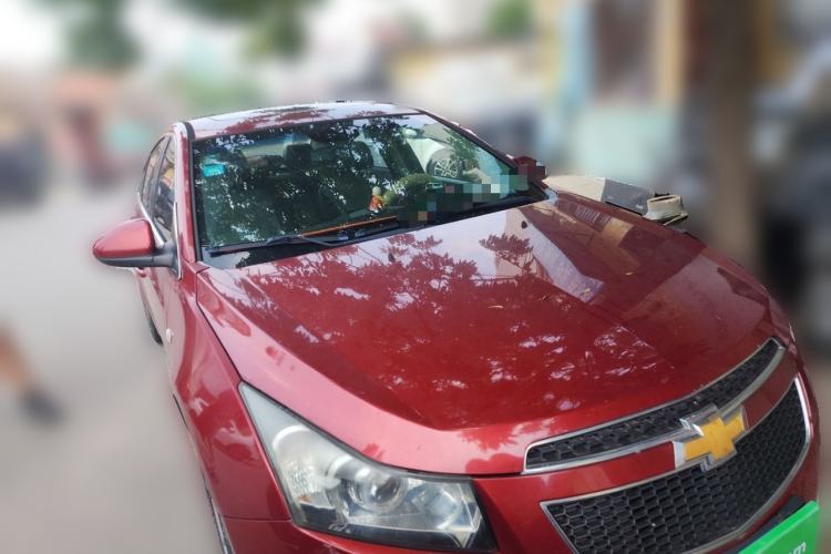Used Chevrolet Cruze 2013 1.8L SE AT Front Right 45 Deg