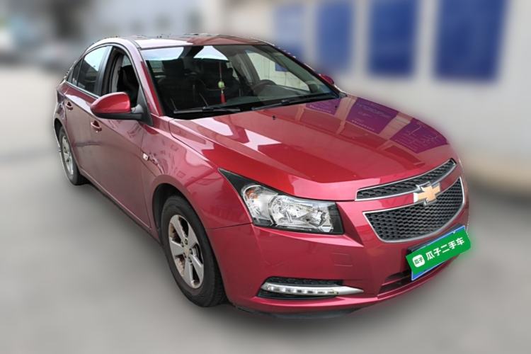 Used Chevrolet Cruze 2013 1.6L SL Sunroof Edition MT Front Right 45 Deg