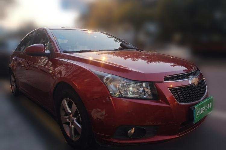 Used Chevrolet Cruze 2013 1.8L SE AT Front Right 45 Deg