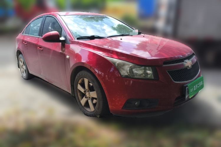 Used Chevrolet Cruze 2013 1.6L SE MT Front Right 45 Deg