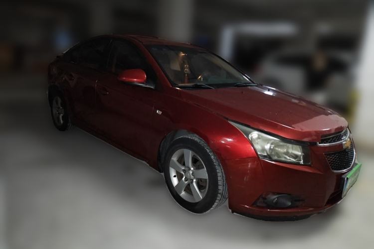 Used Chevrolet Cruze 2013 1.6L SL Grand Edition Manual Transmission Front Right 45 Deg