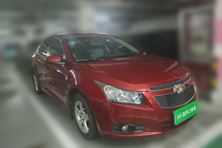 Used Chevrolet Cruze 2013 1.6L SE AT Front Right 45 Deg
