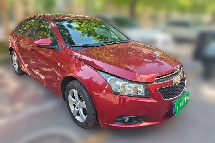 Used Chevrolet Cruze 2013 1.8L SE AT Front Right 45 Deg