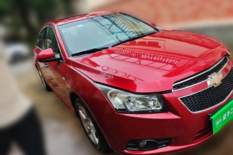 Used Chevrolet Cruze 2013 1.8L SE AT Front Right 45 Deg