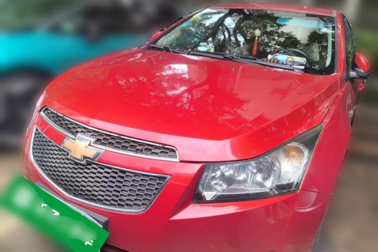 Used Chevrolet Cruze 2013 Hatchback 1.6L Manual Luxury Model Front
