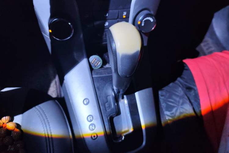Used Chevrolet Cruze 2013 1.6L SL Grand Edition Automatic Gear Lever