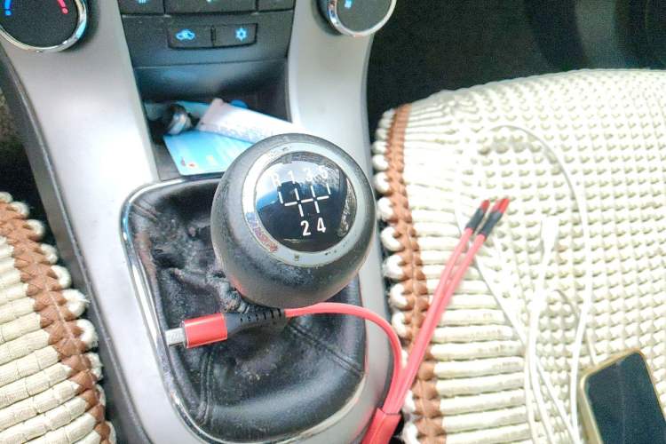 Used Chevrolet Cruze 2013 1.6L SE MT Gear Lever