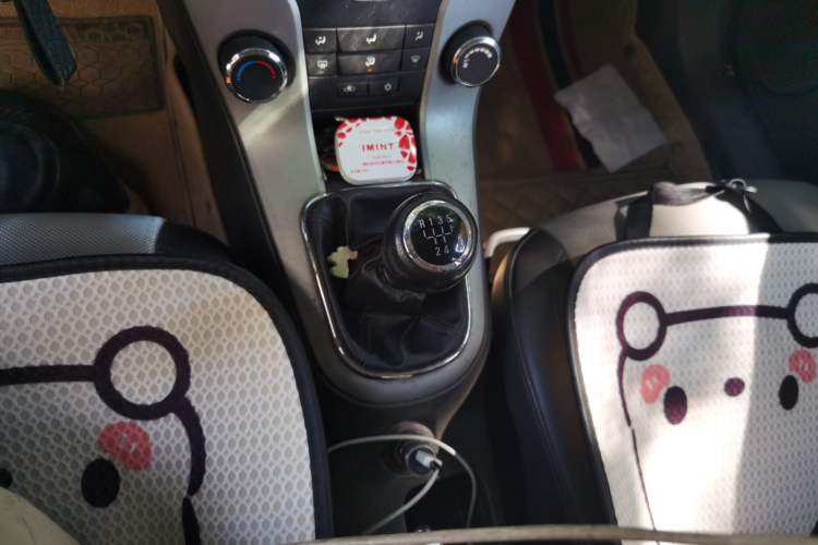 Used Chevrolet Cruze 2013 1.6L SL MT Gear Lever