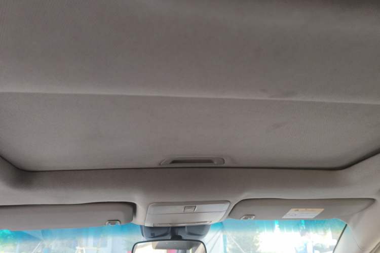 Used Chevrolet Cruze 2013 1.6L SE MT Headliner