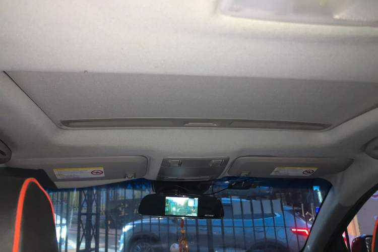 Used Chevrolet Cruze 2013 1.6L SL Grand Edition Automatic Headliner
