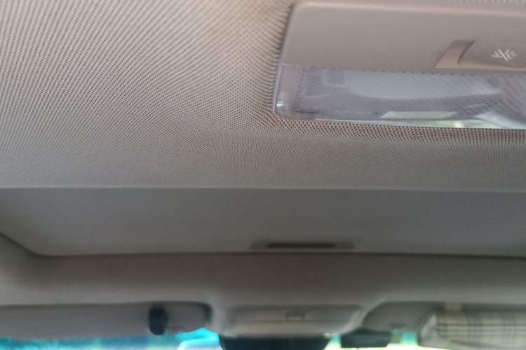 Used Chevrolet Cruze 2013 1.6L SE MT Headliner