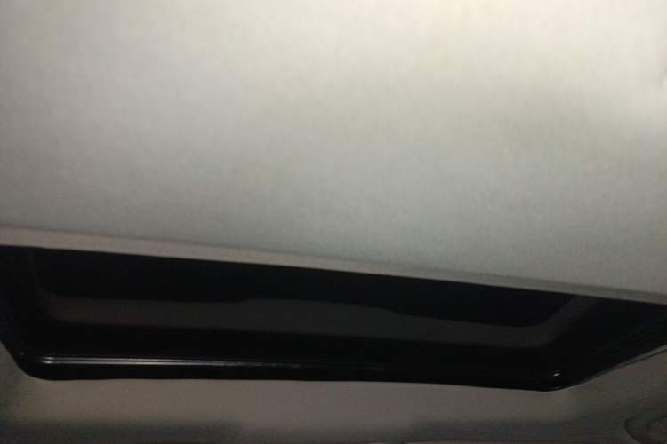 Used Chevrolet Cruze 2013 1.6L SL Grand Edition Automatic Headliner