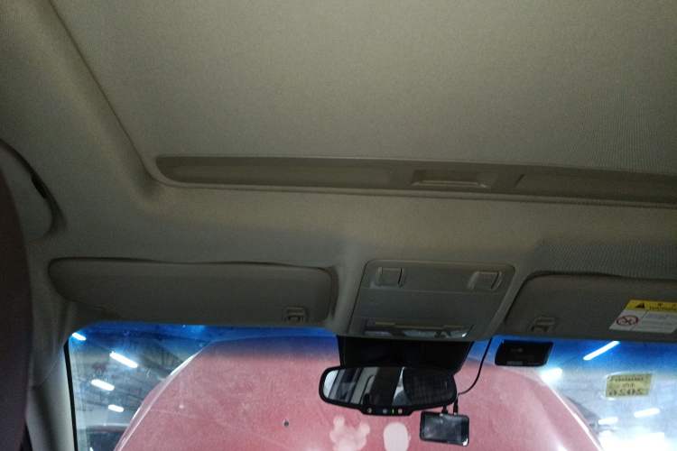 Used Chevrolet Cruze 2013 Hatchback 1.6L Automatic Luxury Model Headliner