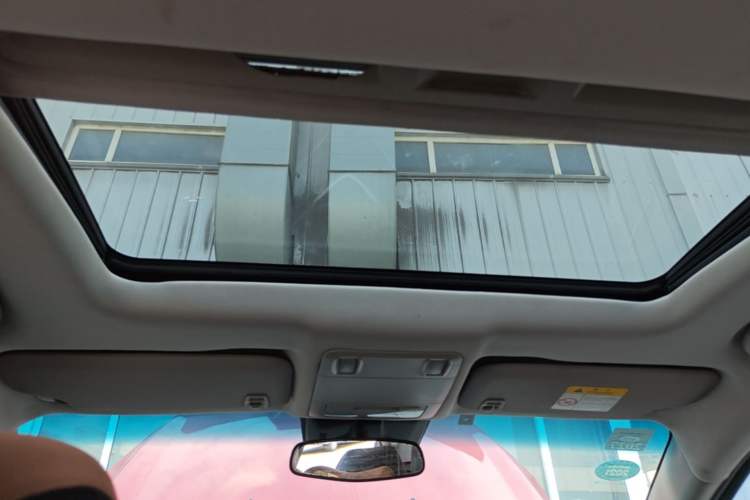 Used Chevrolet Cruze 2013 1.6L SE MT Headliner