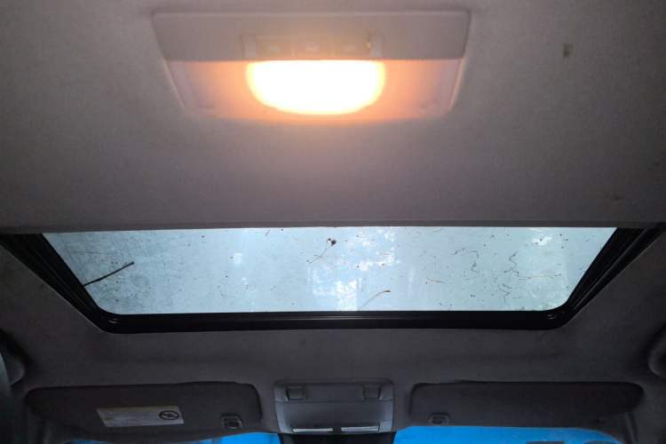 Used Chevrolet Cruze 2013 1.6L SL Sunroof Edition MT Headliner