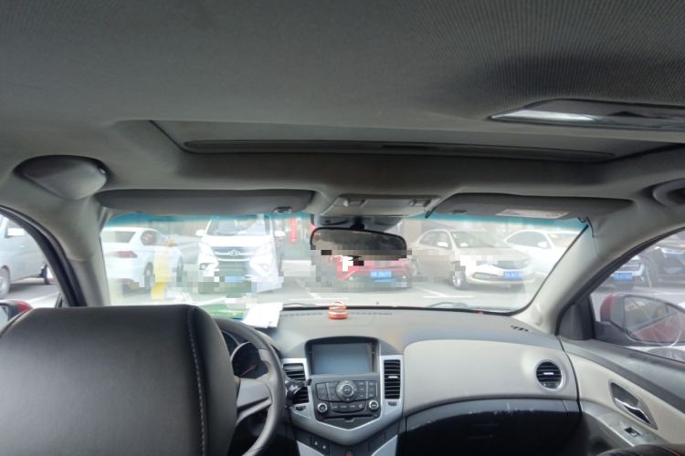 Used Chevrolet Cruze 2013 1.6L SL Sunroof Edition MT Headliner