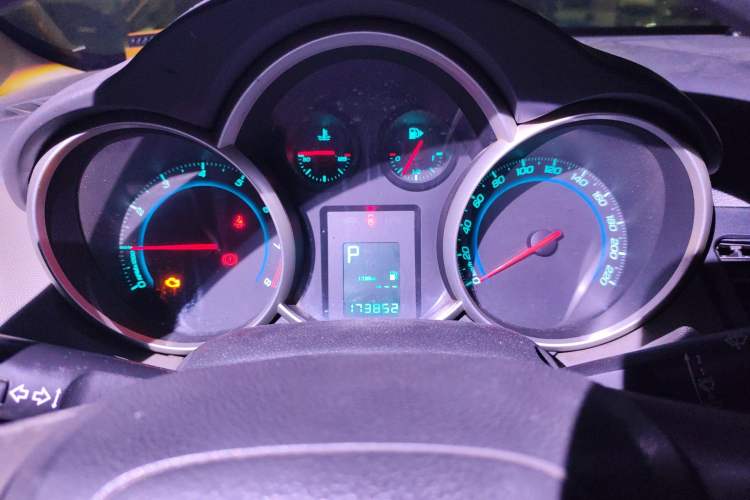 Used Chevrolet Cruze 2013 1.6L SL Grand Edition Automatic Instrument Cluster