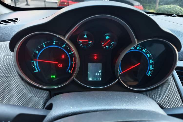 Used Chevrolet Cruze 2013 1.6L SE MT Instrument Cluster