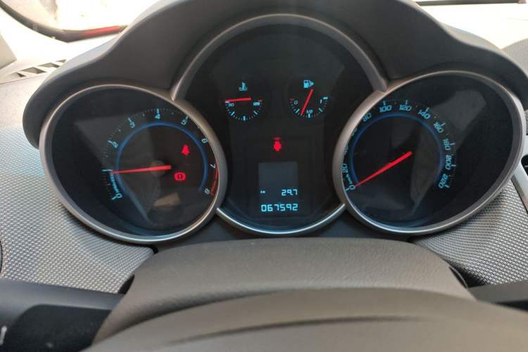 Used Chevrolet Cruze 2013 1.6L SE MT Instrument Cluster