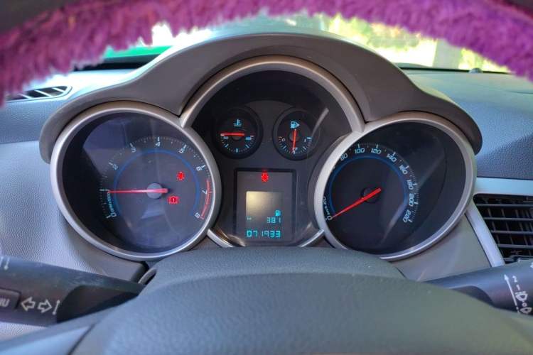 Used Chevrolet Cruze 2013 1.6L SL MT Instrument Cluster