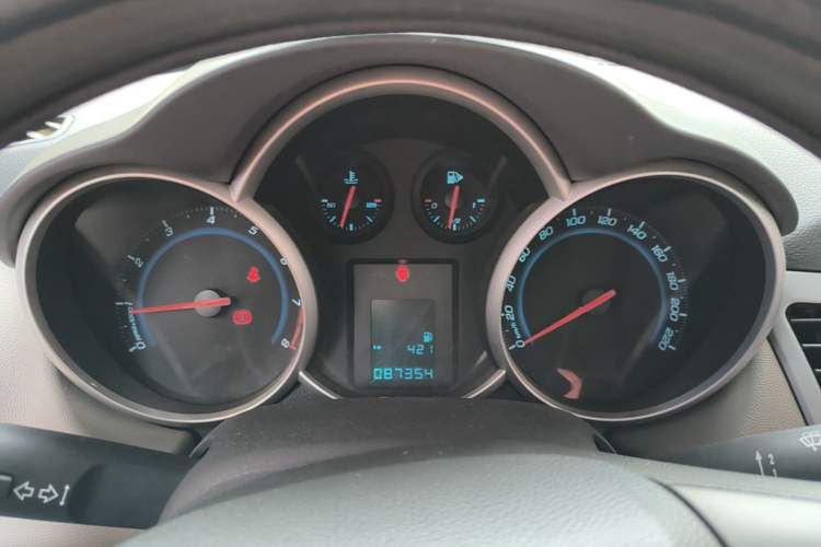 Used Chevrolet Cruze 2013 1.6L SL Sunroof Edition MT Instrument Cluster