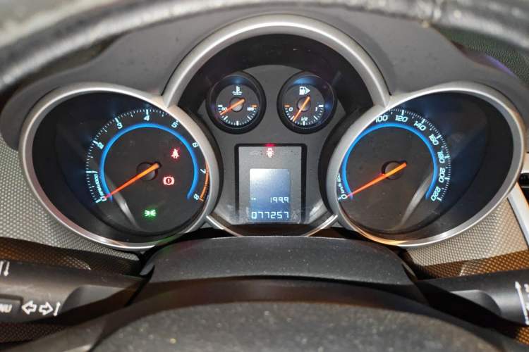 Used Chevrolet Cruze 2013 1.6L SL Grand Edition Manual Transmission Instrument Cluster