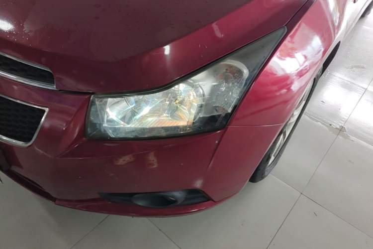Used Chevrolet Cruze 2013 Hatchback 1.6L Automatic Luxury Model Left Front Headlight