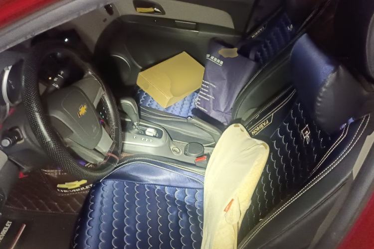 Used Chevrolet Cruze 2013 1.8L SE AT Left Front Seat