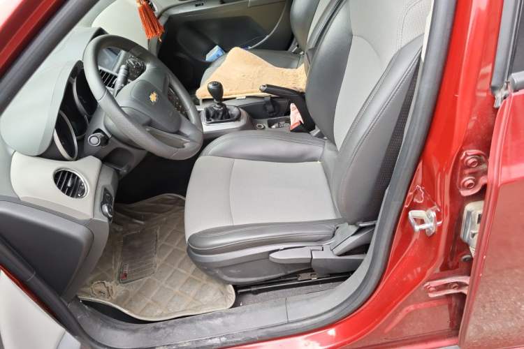 Used Chevrolet Cruze 2013 1.6L SL MT Left Front Seat
